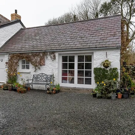 Secluded Holiday Home In Ceredigion With Garden Pennant  Exterior photo