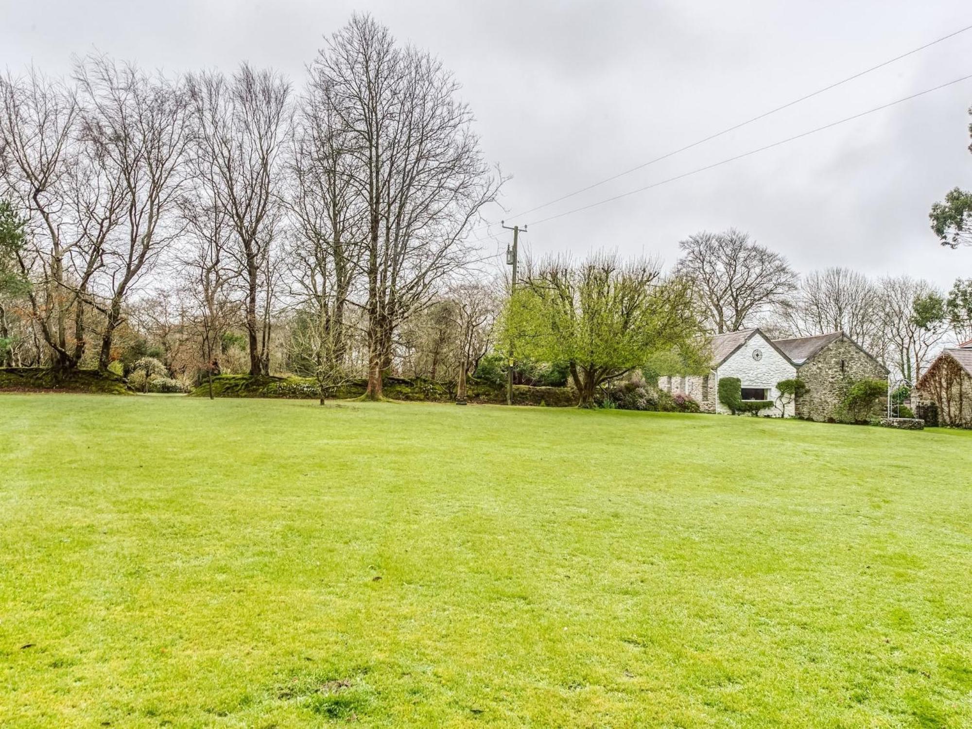 Holiday home Secluded In Ceredigion With Garden *