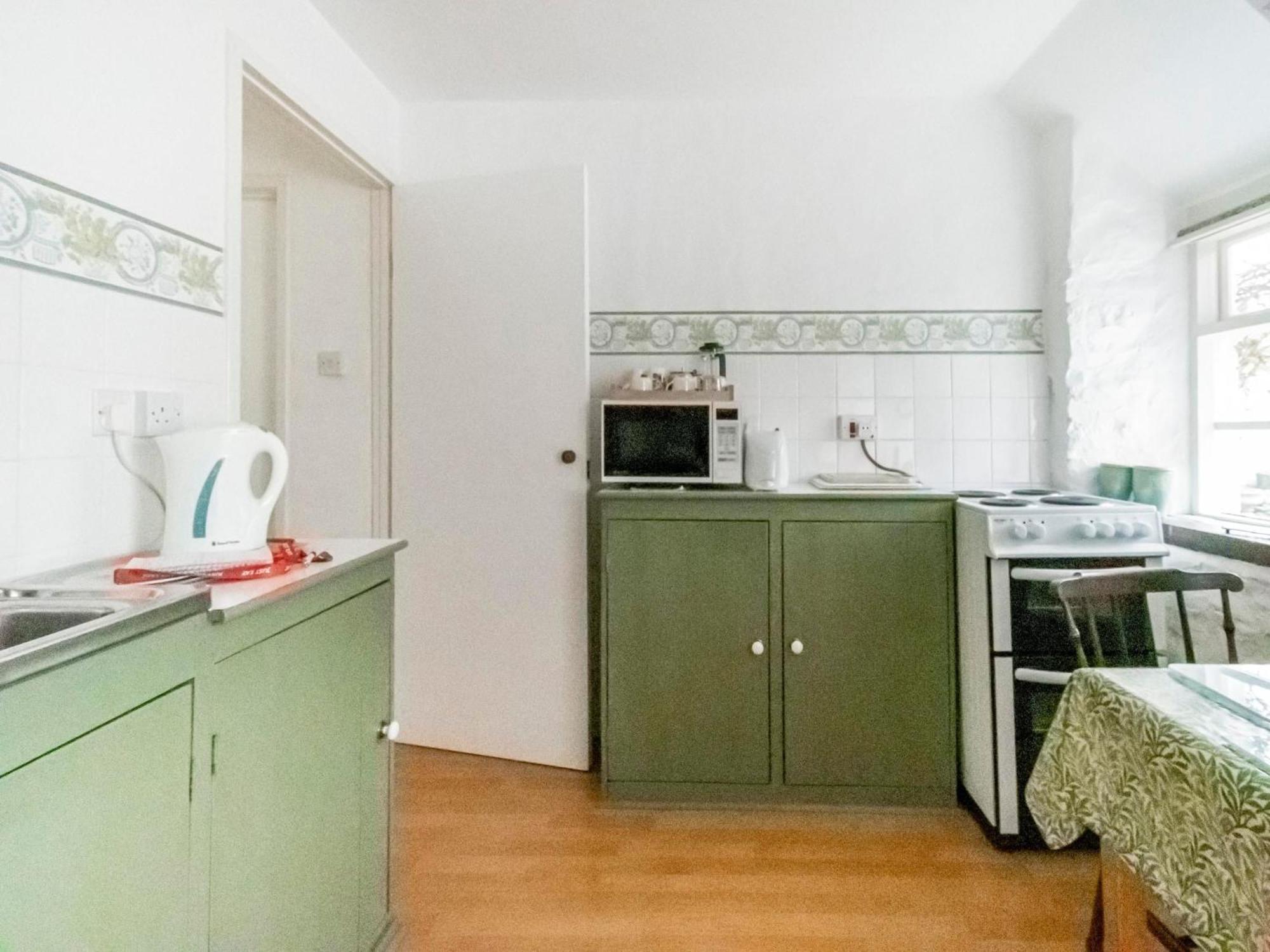 Secluded In Ceredigion With Garden *