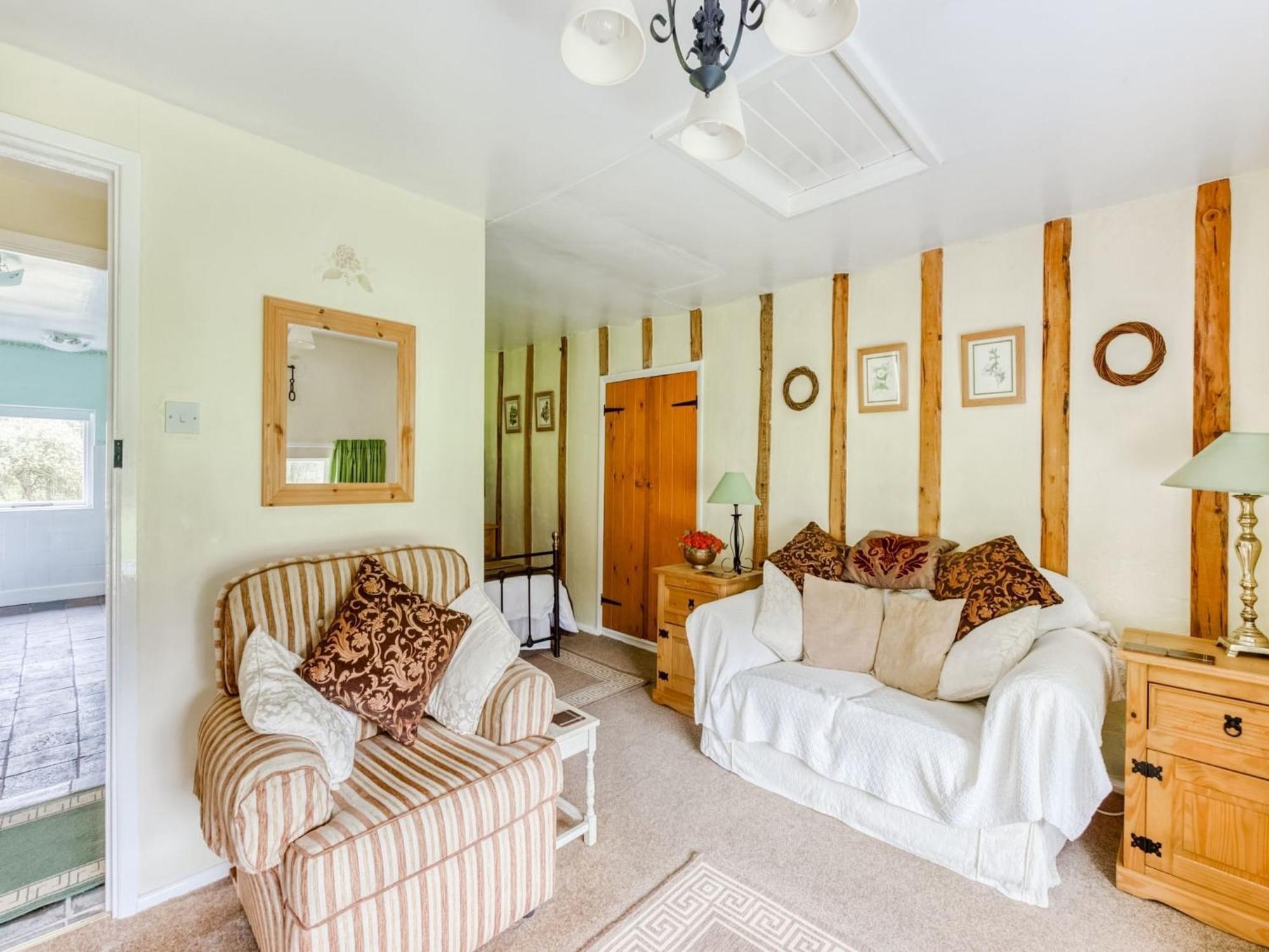 Secluded In Ceredigion With Garden